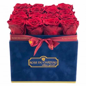 Czerwone Róże Wieczne w Granatowym Flokowanym Kwadratowym Boxie