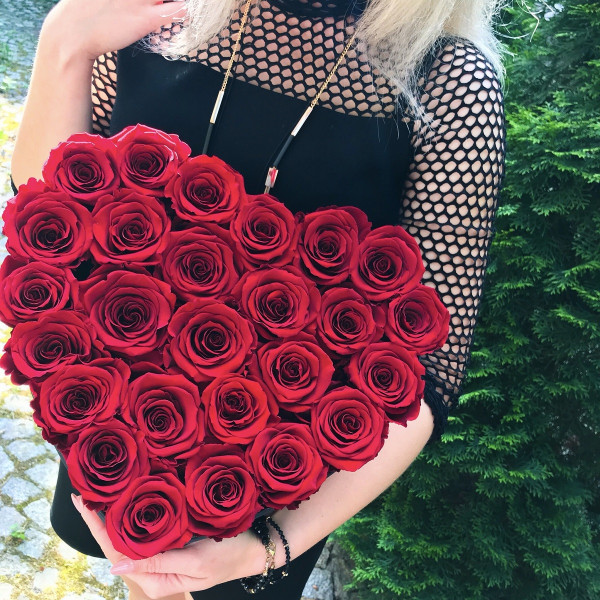 Czerwone Wieczne Róże w Czerwonym Flokowanym Dużym Boxie Heart - LOVE EDITION
