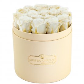 Białe Wieczne Róże w Brzoskwiniowym Boxie