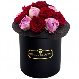 Pinky Red Eterne Bouquet in flowerbox marmo bianco