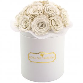 Roses Éternelles Blanches Bouquet Dans une Flowerbox Blanche