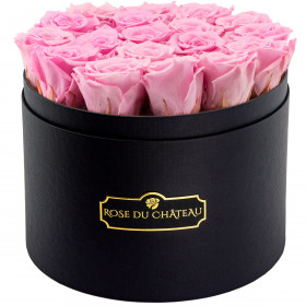Roses Éternelles Roses Pâles Dans une Grande Flowerbox Noire