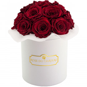 Roses Éternelles Rouges Bouquet Dans une Flowerbox Blanche