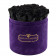 Roses Éternelles Noires Dans Une Flowerbox Violette Floquée