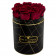 Roses Éternelles Rouges Dans Une Petite Flowerbox Noir Industriel