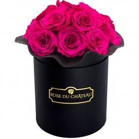 Růžové věčné růže bouquet v černém flowerboxu