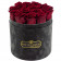 Červené věčné růže v šedém semišovém flowerboxu