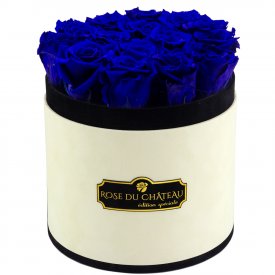 Azurblaue Ewige Rosen in weißer marmorierter Rundbox