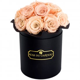 Teefarbene Ewige Rosen Bouquet in schwarzer Rosenbox